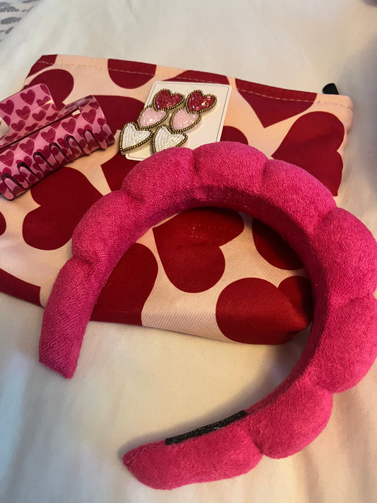 Makeup bag with Earrings, Headband and Hair claw.